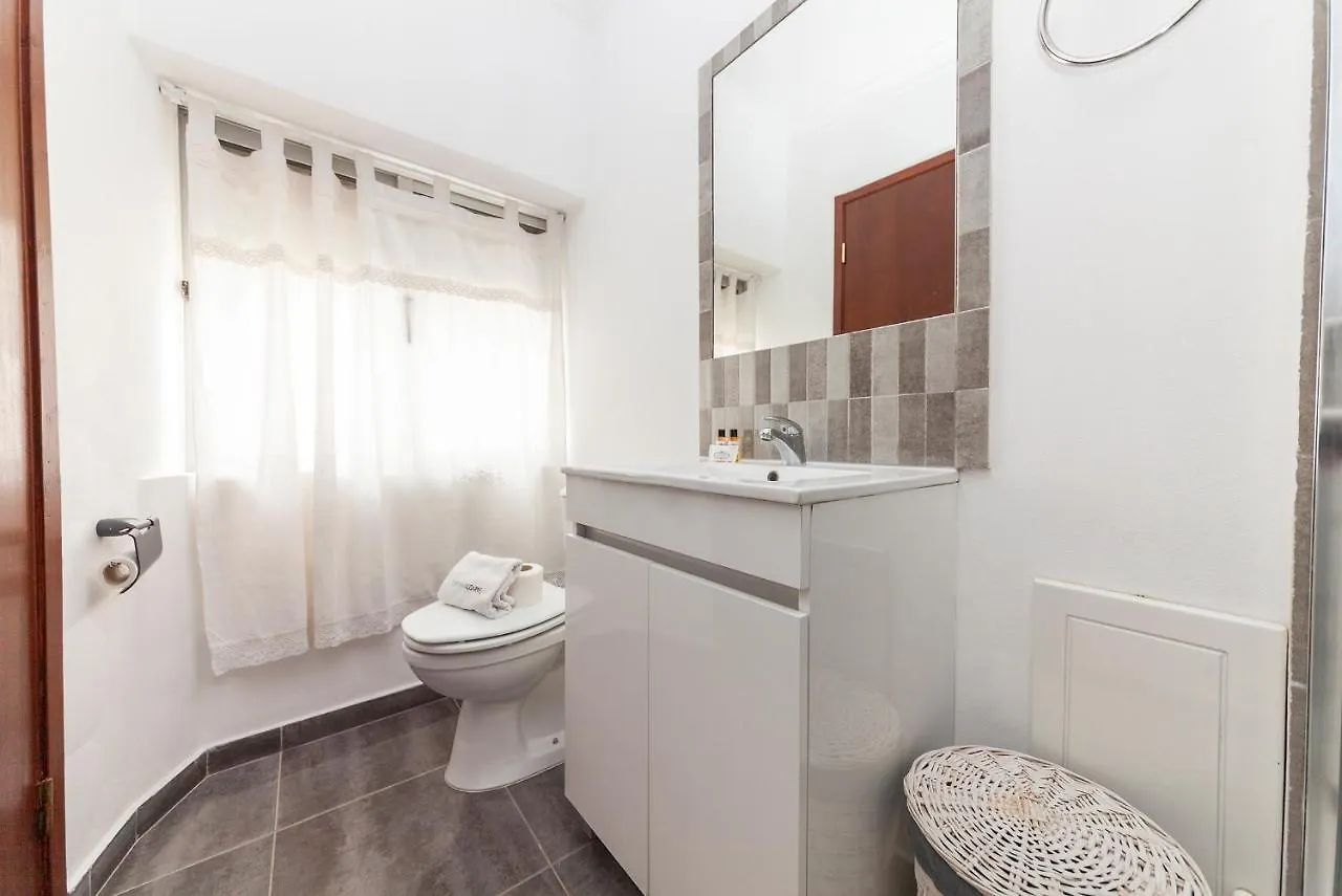 A43 - Castle Arch Apartment Lagos Portugal
